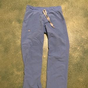 FIGS women's Kade - Tall Cargo Scrub Pants - Small- Tall / Ceil light Blue